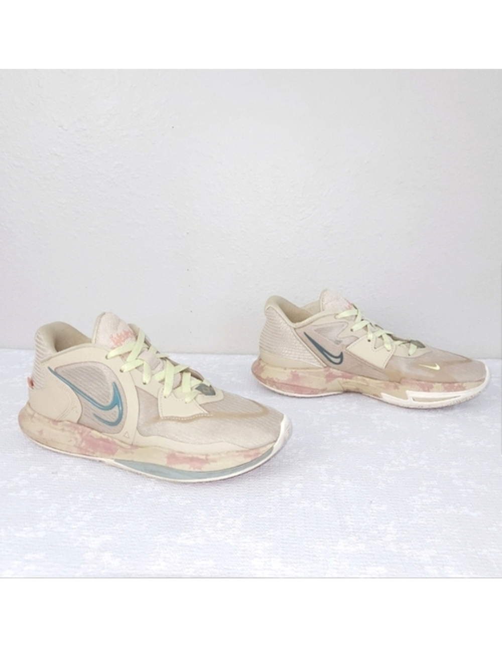 NIKE Kyrie Low 5 N7 Basketball Shoes Men's US 8 Athletic Sneaker